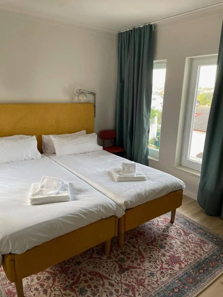Retreat Villa, Full Amenities, Up To 40Ppl Lisboa 0*,