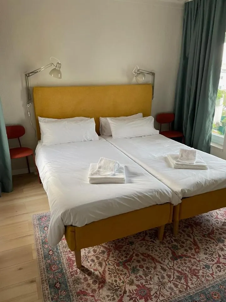 Retreat Villa, Full Amenities, Up To 40Ppl Lisboa 0*,